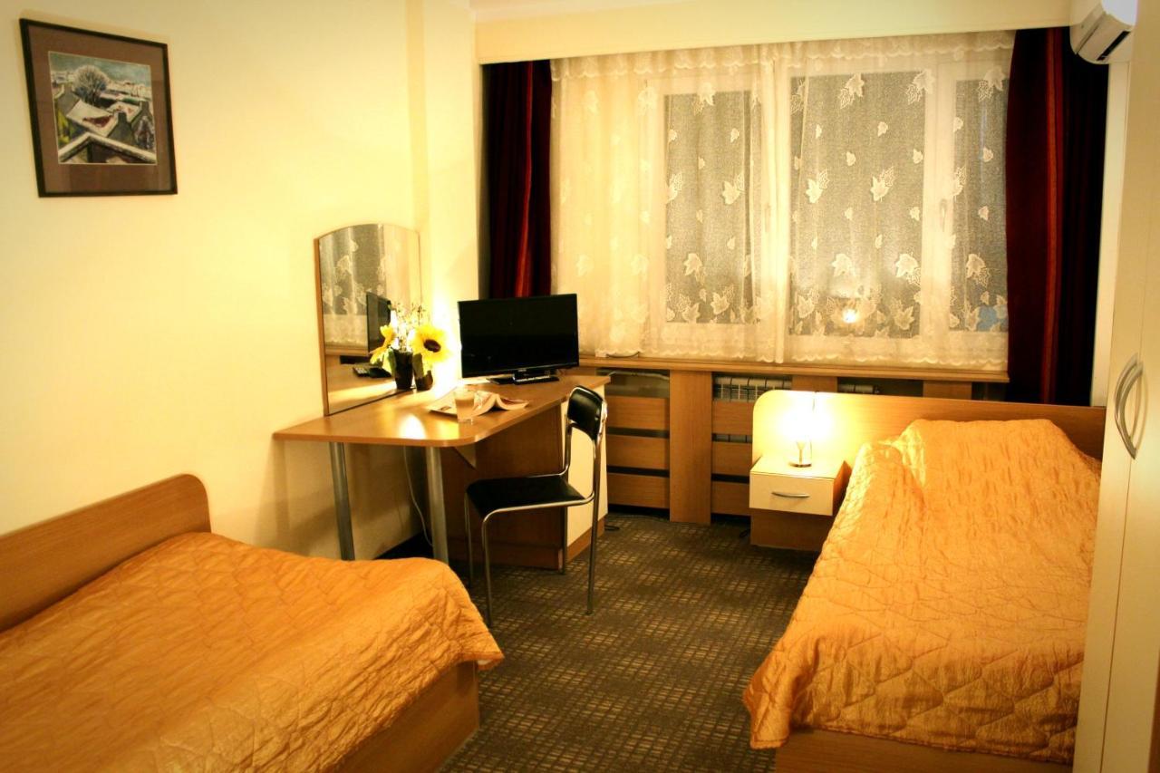 Hotel Of Bulgarian Academy Of Sciences София Экстерьер фото