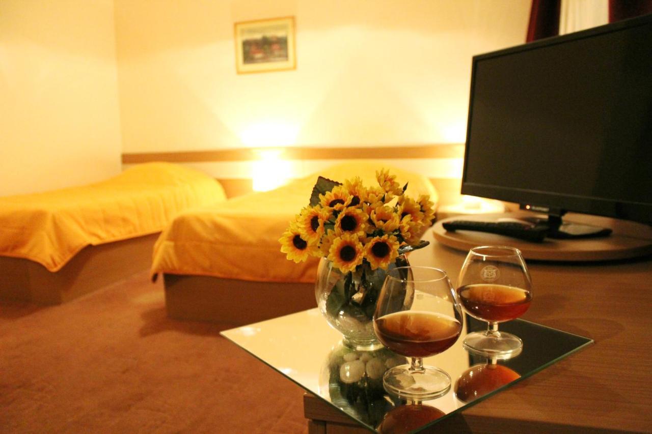 Hotel Of Bulgarian Academy Of Sciences София Экстерьер фото